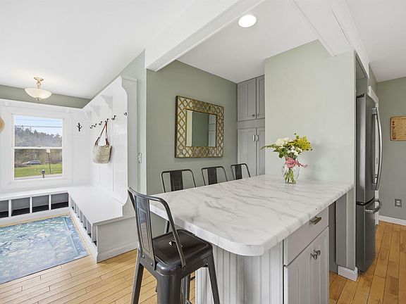 3rd image of 20 Greensboro Road