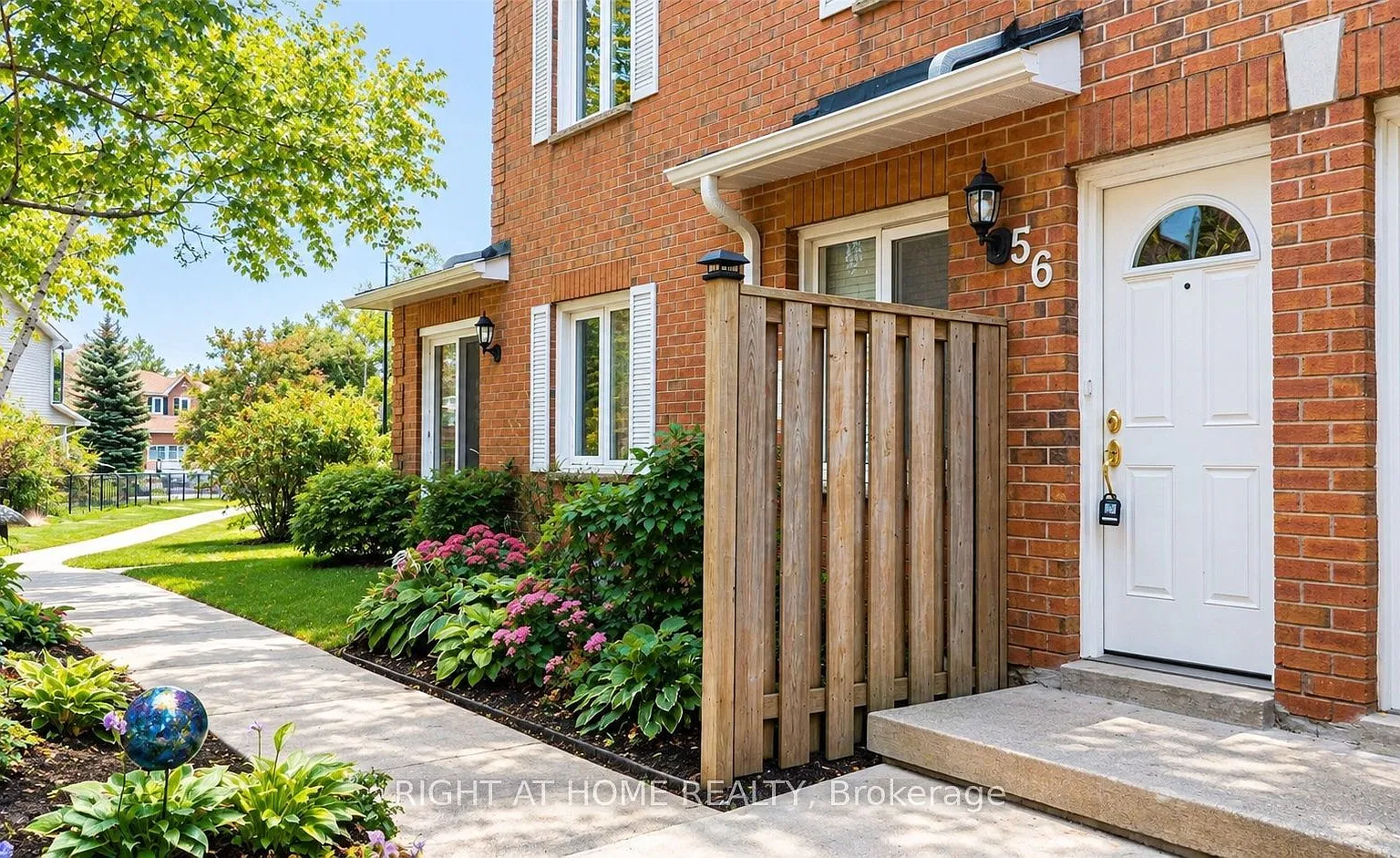 3 bed, $2,450 — Photo 1