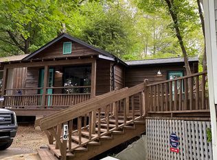 110 Heritage Hollow Cir, Franklin, NC 28734