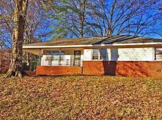 4015 Charles Dr, Memphis, TN 38116