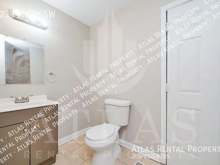 223 Pine St SW — Photo 18