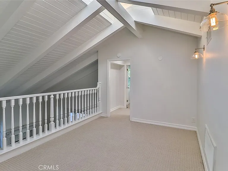 3373 Coy Dr — Photo 35