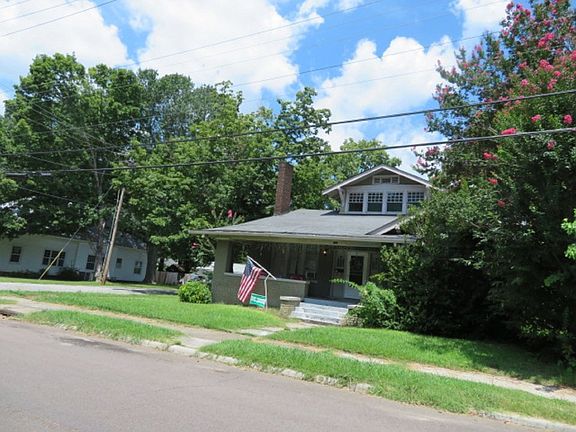 2nd image of 151 Arlington Ave