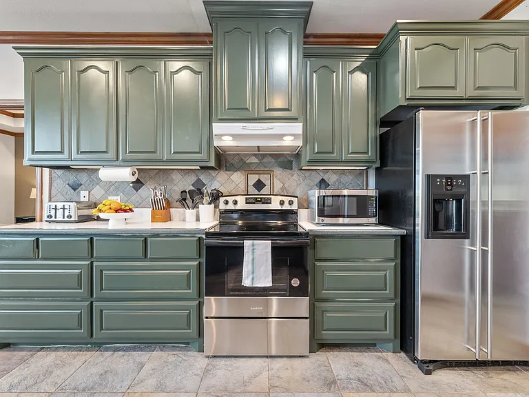 7724 Golfhill Dr — Photo 24
