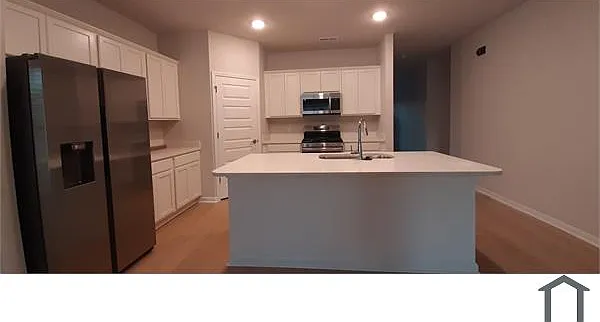 300 Susan Lynn Dr — Photo 5