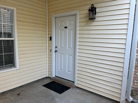 5th image of 501 E Burgess Rd APT C2