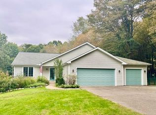 319 S Union St, Douglas, MI 49406