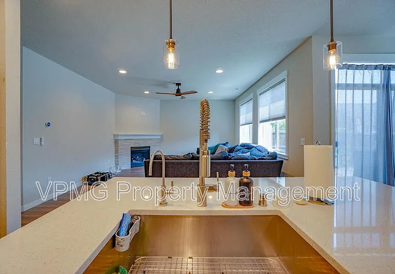 10819 NE 99th Ave — Photo 17