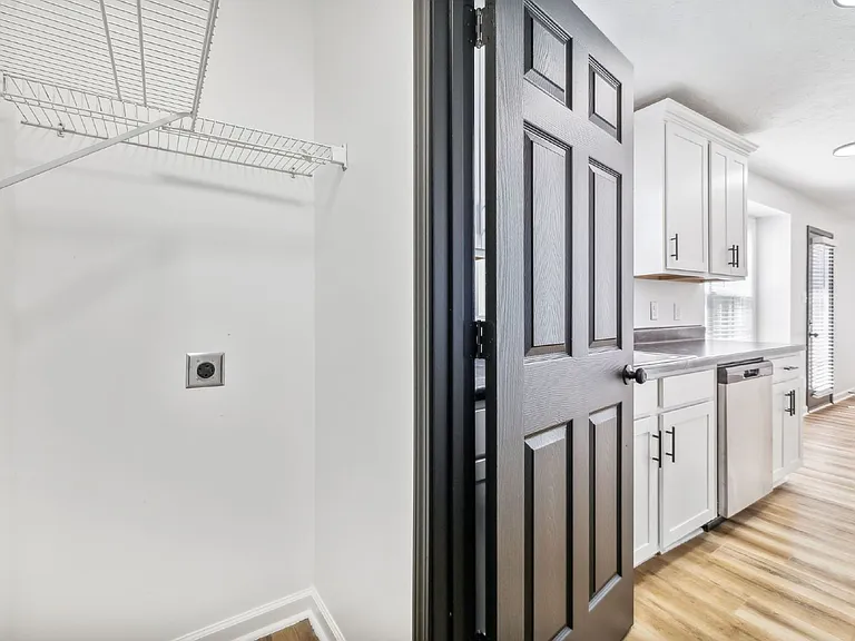 1824 Cottingham Ct — Photo 17