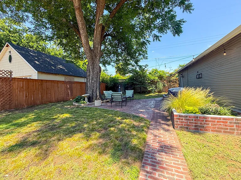 3121 NW 22nd St — Photo 33