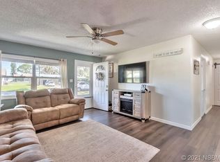 2924 Travelers Palm Dr, Edgewater, FL 32141