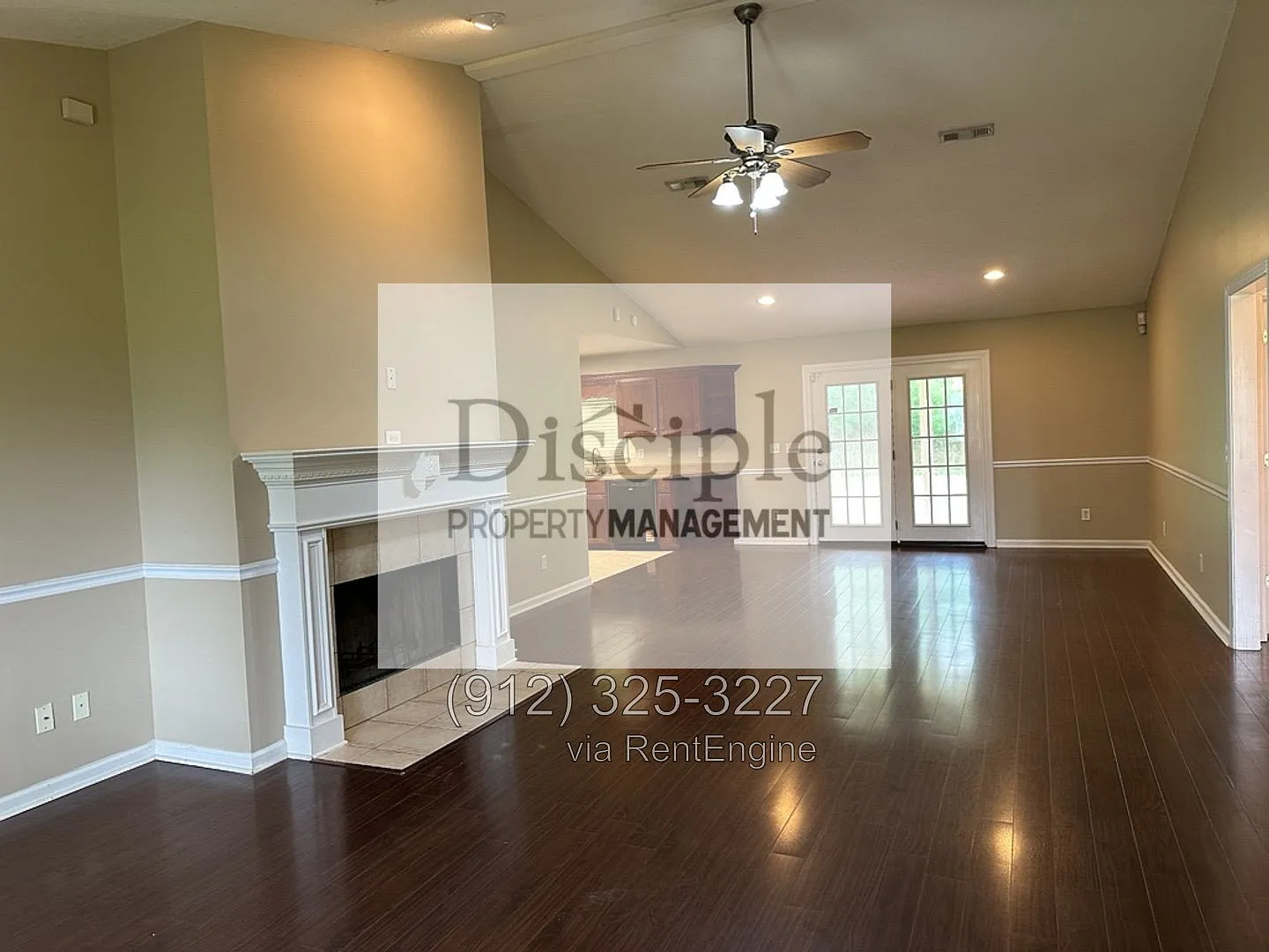 3 bed, 2.0 bath, 1800 sqft, $2,000 — Photo 4