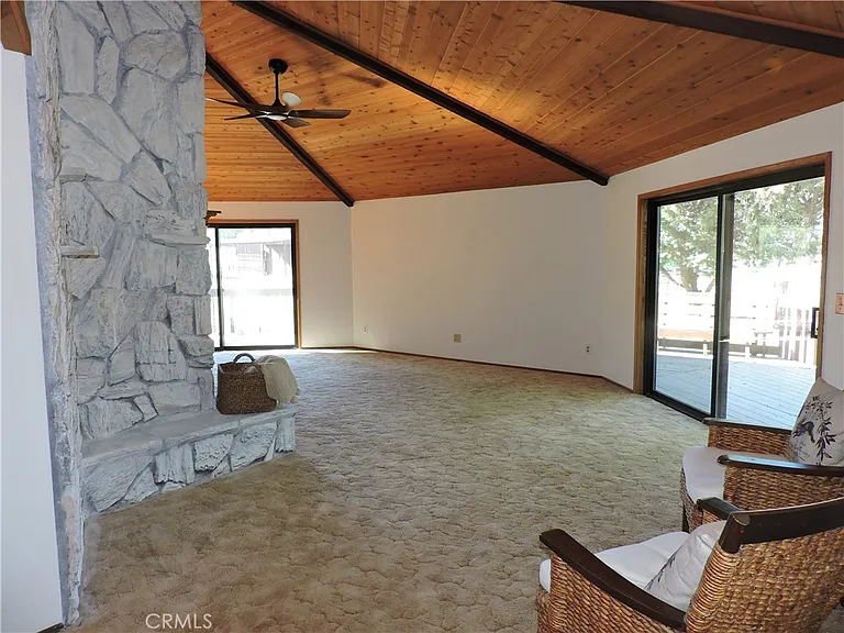 26931 Columbia Way — Photo 25