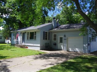 2240 Vineyard St, Burlington, IA