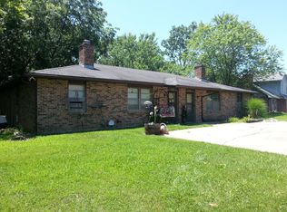 458 Maple Grove Way, Columbia, MO 65203