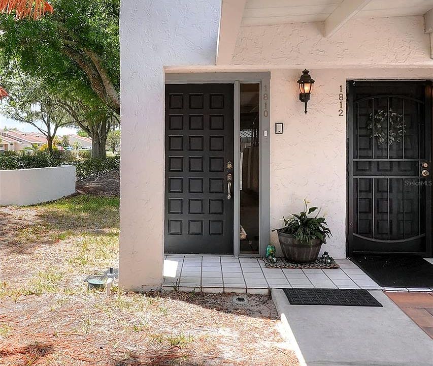 1st image of 1810 Village Ct