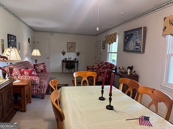 3rd image of 1718 Myrtle Rd