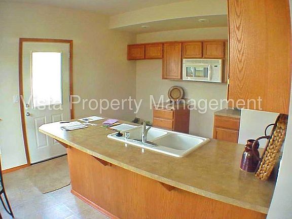 3rd image of 2319 180th St E
