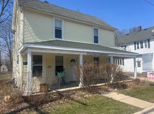 W330N4465 Lakeland Dr, Nashotah, WI 53058