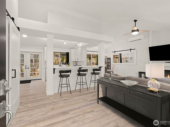 3rd image of 7917 71st Avenue NW