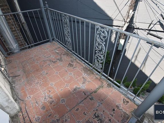 5th image of 33 Withers St APT 2B