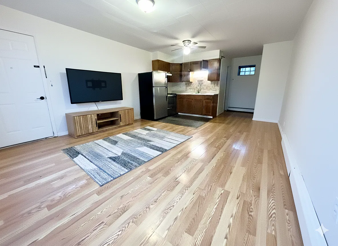 Studio, 350 sqft, $975 — Photo 2