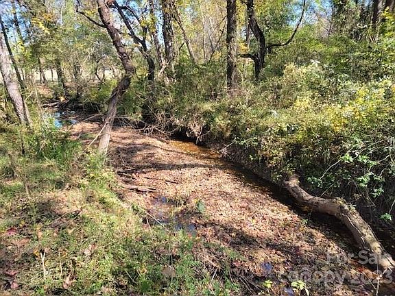 2nd image of 507 Abel Rd
