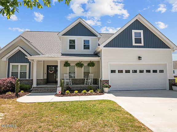 2nd image of 1212 Trafalgar Drive