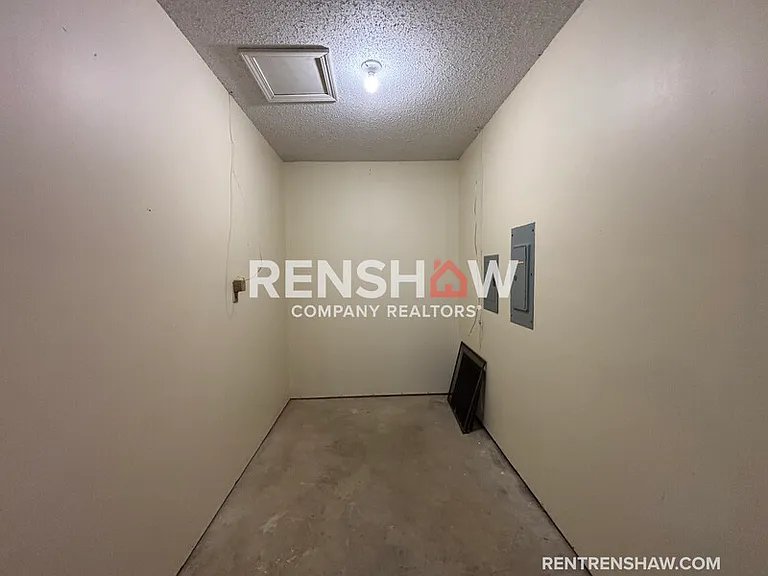 8223 Shady Fern Cv — Photo 17
