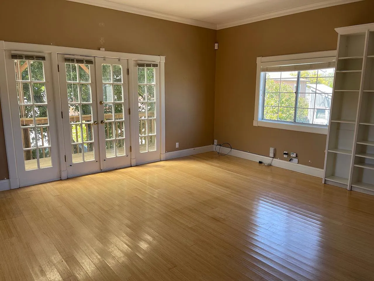 2 bed, 1200 sqft, $4,200 — Photo 1