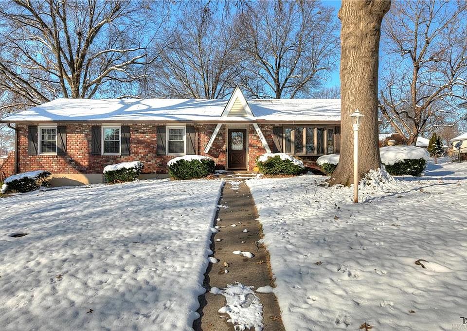 1st image of 4320 S Briarcliff Ave