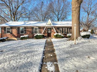 4320 S Briarcliff Ave, Independence, MO 64055