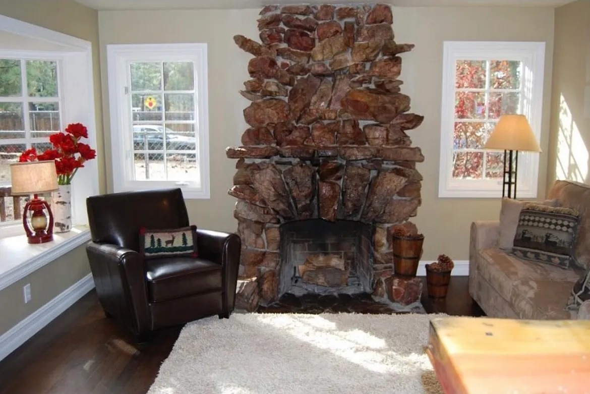 W Sherwood Blvd, Big Bear City — Photo 2