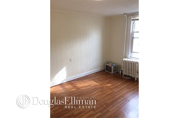 Rented by Douglas Elliman | media 22