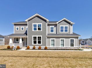 920 Honeyflower Dr, Reisterstown, MD 21136