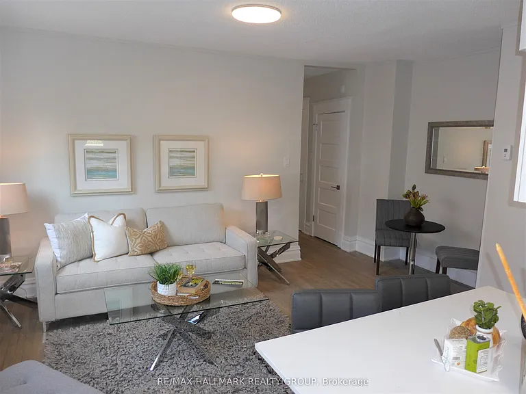 375 Mackay St #2 — Photo 17