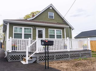 2 Division Ave, Central Islip, NY 11722