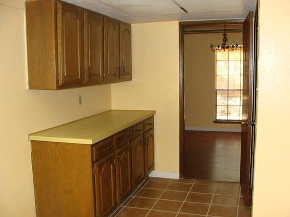 3rd image of 8624 Baumgarten Dr