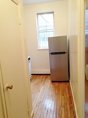 4th image of 345 Jefferson Ave APT 1D