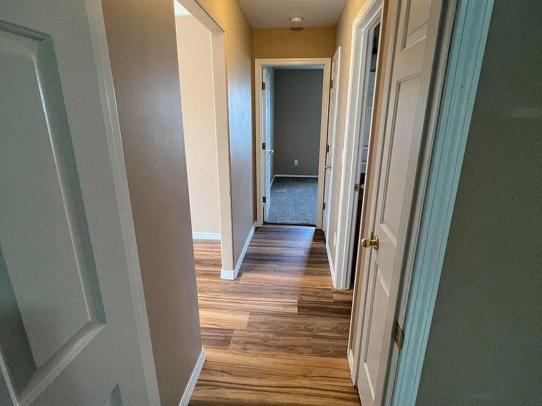 1465 Valencia St — Photo 10