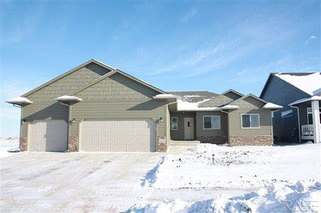 1st image of 1200 S Maria Dr