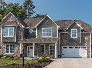 8843 Samuel Andrew Ln, Knoxville, TN 37922