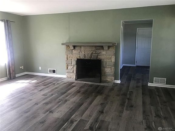 5th image of 25 Virginia Ave
