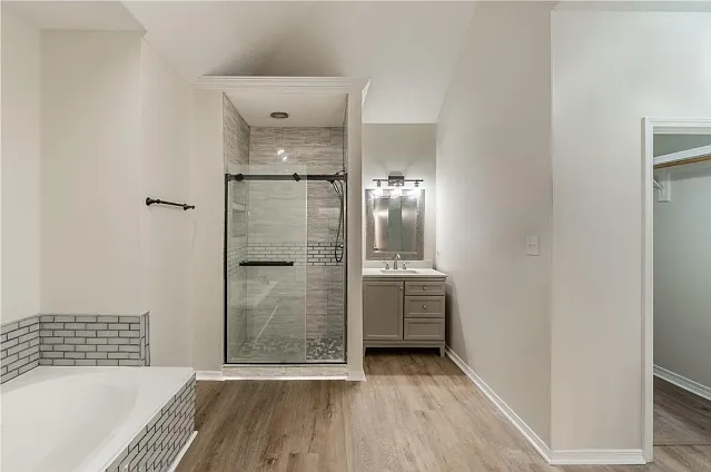 6762 Biltmore Ct — Photo 24