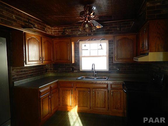 4th image of 315 Treasure St