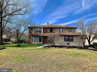 1660 Blue Jay Ln, Cherry Hill, NJ 08003