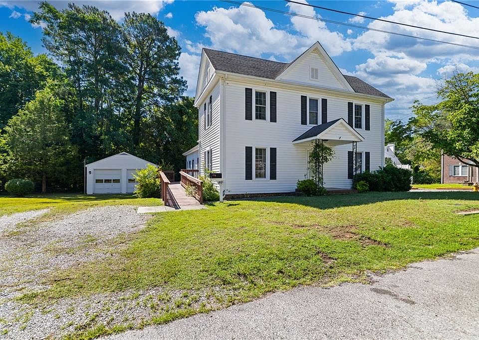 1st image of 317 Tillar St