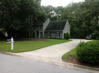 655 Grecken Grn, Peachtree City, GA 30269