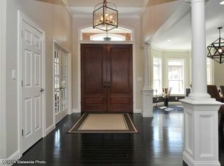 177 Rodman Ln, North Kingstown, RI 02852