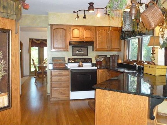 2nd image of 4521 Breckenridge Ct